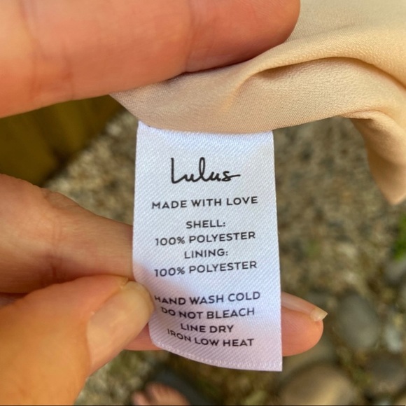 Dreamy Beige and Pink Floral Ruffle Wrap Maxi Dress 🌿 - Picture 10 of 11